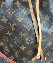 Load image into Gallery viewer, Louis Vuitton noe GM in monogram