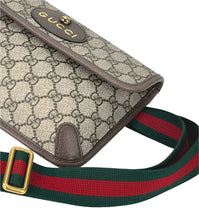 Load image into Gallery viewer, Gucci GG supreme noe belt bag