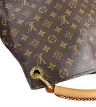 Load image into Gallery viewer, Louis Vuitton artsy MM