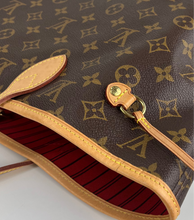 Load image into Gallery viewer, Louis Vuitton neverfull MM monogram