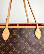 Load image into Gallery viewer, Louis Vuitton neverfull MM monogram