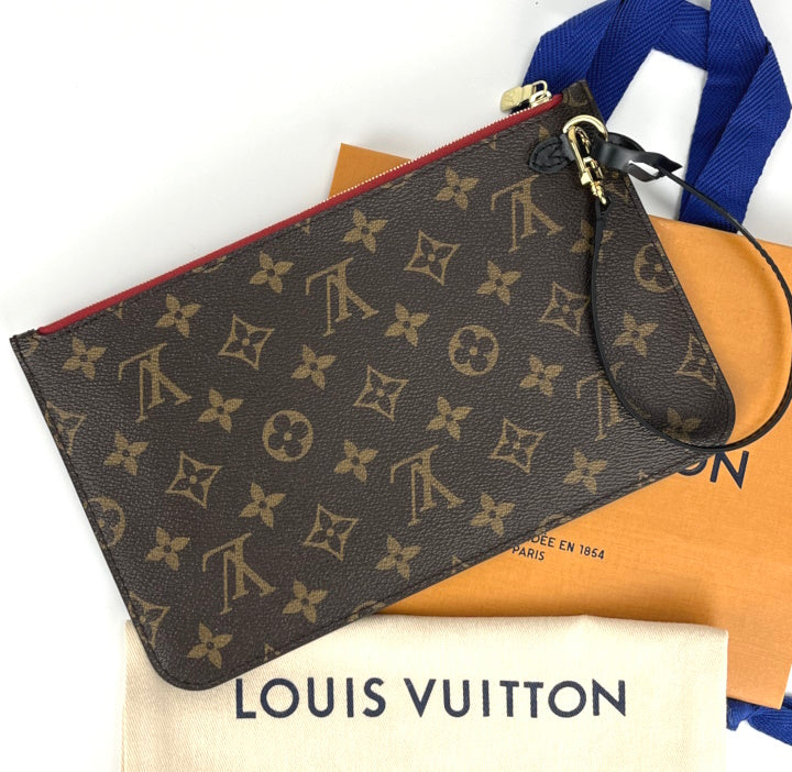 LOUIS VUITTON Monogram World Tour ボックス Louis Vuitton pochette monogram World Tour – Lady Clara's Collection