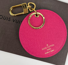 Load image into Gallery viewer, Louis Vuitton Illustre travel christmas animation charm /Key Ring