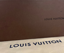Load image into Gallery viewer, Louis Vuitton epi montaigne clutch bag