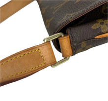 Load image into Gallery viewer, Louis Vuitton musette salsa in monogram