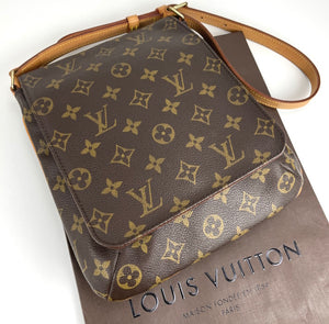 Louis Vuitton musette salsa in monogram