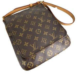 Louis Vuitton musette salsa in monogram