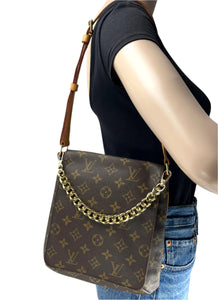 Louis Vuitton musette salsa in monogram