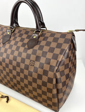 Load image into Gallery viewer, Louis Vuitton speedy 35 damier