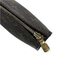 Load image into Gallery viewer, Louis Vuitton toiletry 19