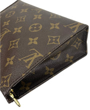 Load image into Gallery viewer, Louis Vuitton toiletry 19