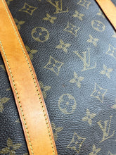 Load image into Gallery viewer, Louis Vuitton keepall 60 in monogram