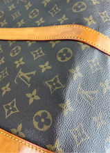 Load image into Gallery viewer, Louis Vuitton keepall 60 in monogram