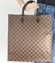 Load image into Gallery viewer, Louis Vuitton sac plat damier ebene canvas