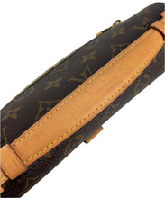 Load image into Gallery viewer, Louis Vuitton pochette metis in monogram