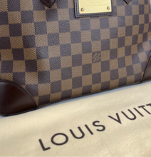 Load image into Gallery viewer, Louis Vuitton Hampstead PM