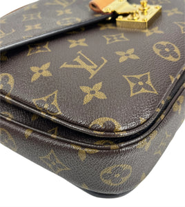 Louis Vuitton pochette metis in monogram