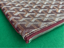 Load image into Gallery viewer, Goyard Senat GM pocket pouch in Burgundy
