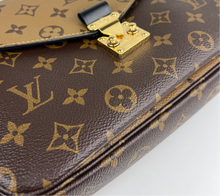 Load image into Gallery viewer, Louis Vuitton pochette metis in monogram reverse canvas