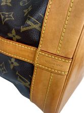 Load image into Gallery viewer, Louis Vuitton noe GM in monogram