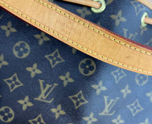 Load image into Gallery viewer, Louis Vuitton noe GM in monogram