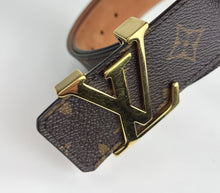 Load image into Gallery viewer, Louis Vuitton initiales belt size 85 in monogram