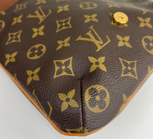 Load image into Gallery viewer, Louis Vuitton musette salsa in monogram