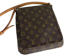 Load image into Gallery viewer, Louis Vuitton musette salsa in monogram