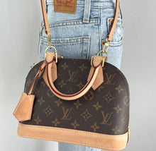 Load image into Gallery viewer, Louis Vuitton alma BB monogram