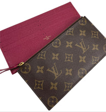 Load image into Gallery viewer, Louis Vuitton pochette felicie in monogram canvas