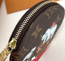 Load image into Gallery viewer, Louis Vuitton 2017 Christmas animation round coin purse