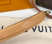 Load image into Gallery viewer, Louis Vuitton NeoNoe BB in monogram