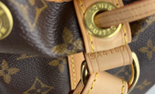 Load image into Gallery viewer, Louis Vuitton noe GM in monogram