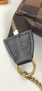 Louis Vuitton mini pochette in damier ebene