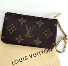 Load image into Gallery viewer, Louis Vuitton key pouch in monogram