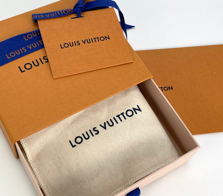 Louis Vuitton Passport Cover Monogram Christmas Animation 2021 – Dr. Runway