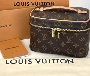 Louis Vuitton mini nice