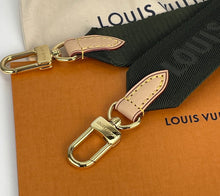 Load image into Gallery viewer, Louis Vuitton logo bandouliere in khaki