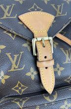 Load image into Gallery viewer, Louis Vuitton Montsouris MM