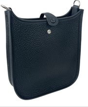 Load image into Gallery viewer, Hermes sac Evelyne 16 amazone noir /noir