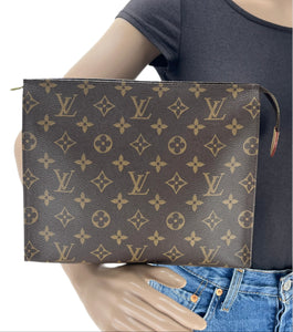 Louis Vuitton toiletry 26