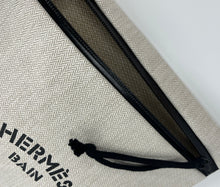 Load image into Gallery viewer, Hermes toile herringbone bain pouch