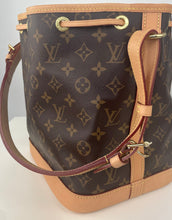 Load image into Gallery viewer, Louis Vuitton petit Noé in monogram