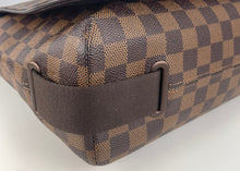 Load image into Gallery viewer, Louis Vuitton brooklyn GM damier messenger