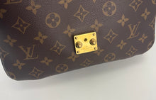 Load image into Gallery viewer, Louis Vuitton pochette metis in monogram