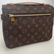 Load image into Gallery viewer, Louis Vuitton pochette metis in monogram