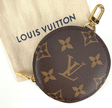 Load image into Gallery viewer, Louis Vuitton round coin purse