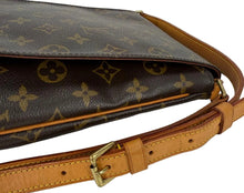 Load image into Gallery viewer, Louis Vuitton musette salsa in monogram