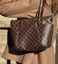 Load image into Gallery viewer, Louis Vuitton totally pm damier