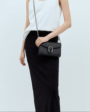 Load image into Gallery viewer, Gucci dionysus wallet on chain